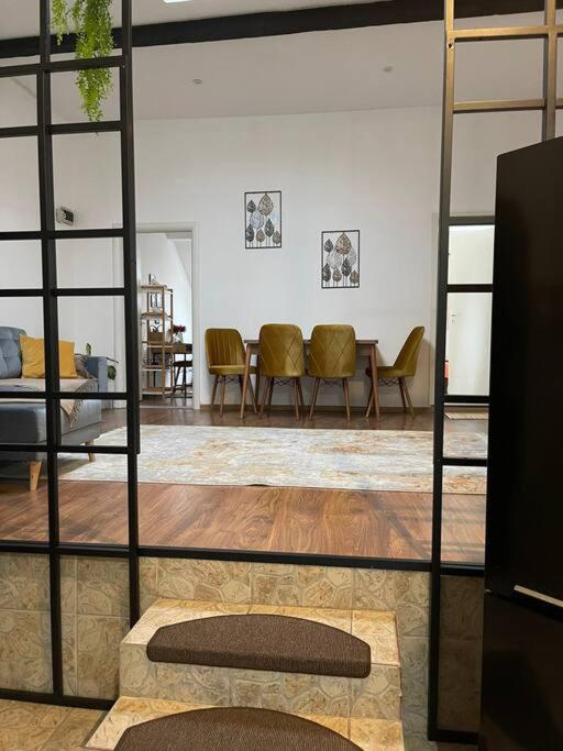 Apartament La Casa 蒂米什瓦拉 外观 照片